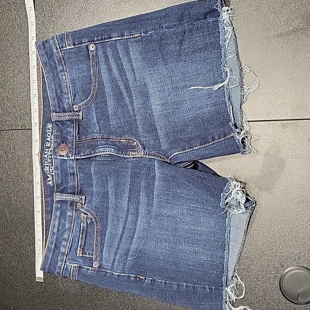 American Eagle Outfitters 360 Super Stretch Midi Raw hem shorts